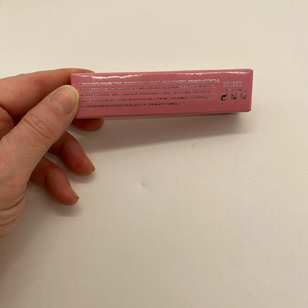 NWT BossGloss Lip Gloss in Chairwoman Red (bold red) 0.5 ml Full Size